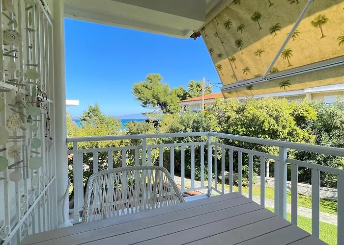 Luxury On The * Chaniotis